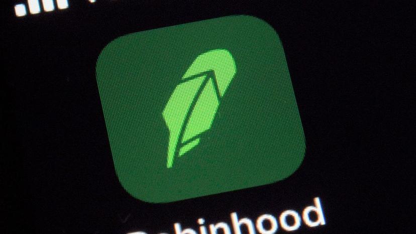 Goldman Raises Robinhood Target, Stays Bullish Despite Mixed Trading Volumes