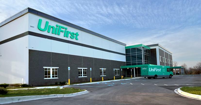 UniFirst Beats Q3 EPS, Raises Full-Year Earnings Guidance