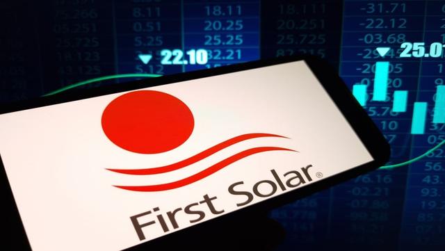 First Solar Rallies 5% As Earnings & Revenue Beat On Strong Module Sales