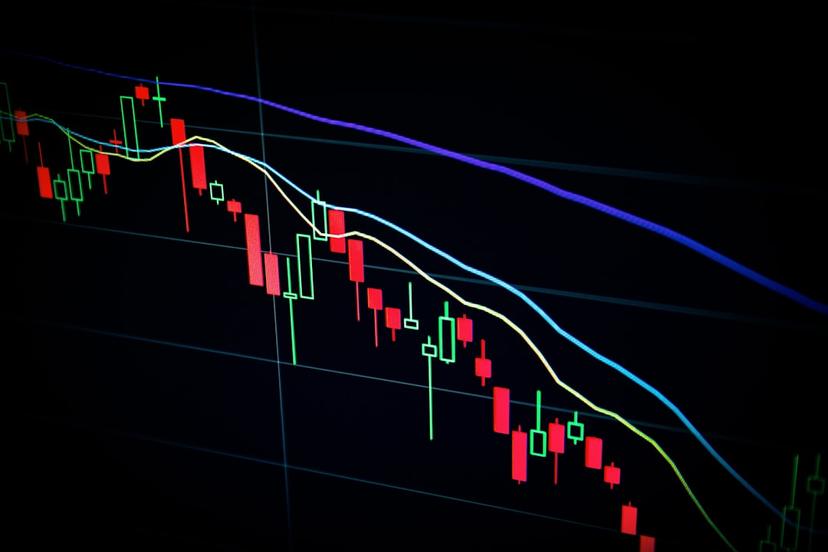 U.S. Stocks End Higher Amid Global Trade Developments and Tech Strength