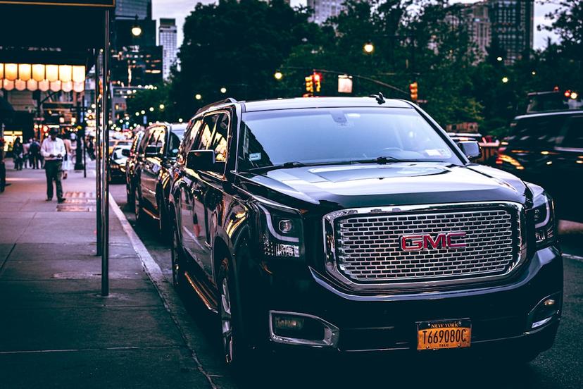 GM Suspends Guidance and Buybacks Amid New Trump Tariffs