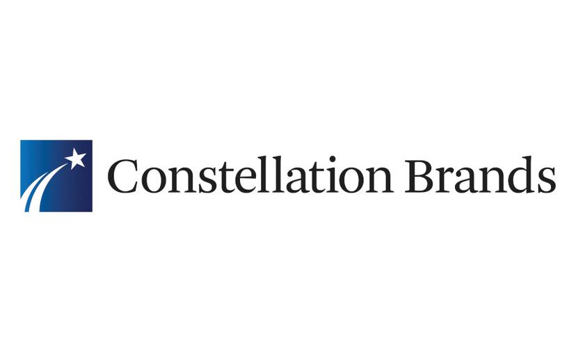 Constellation Brands, Inc. (NYSE:STZ) Earnings Outlook and Wells Fargo Rating Update