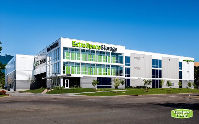 Extra Space Storage (NYSE:EXR) Price Target Adjusted by Truist Financial