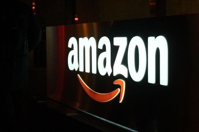 Amazon Web Services Outage Hits Gulf, Raising Cloud Downtime Risk
