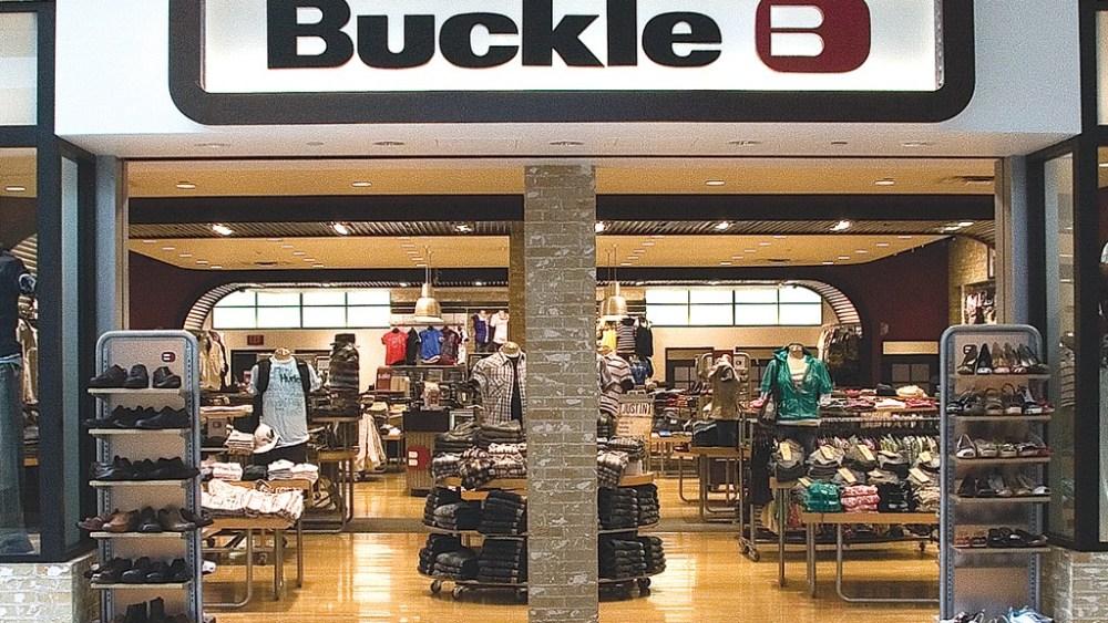 The Buckle, Inc. (NYSE: BKE) Stock Faces Analyst Downgrade Amidst Strong Q1 FY2026 Performance
